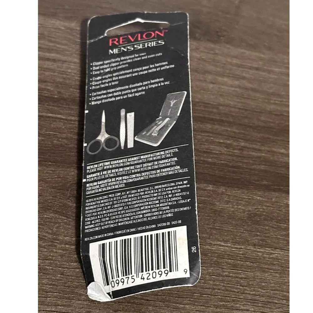 Revlon Men's Series 2-in-1 Nail Clipper NIP